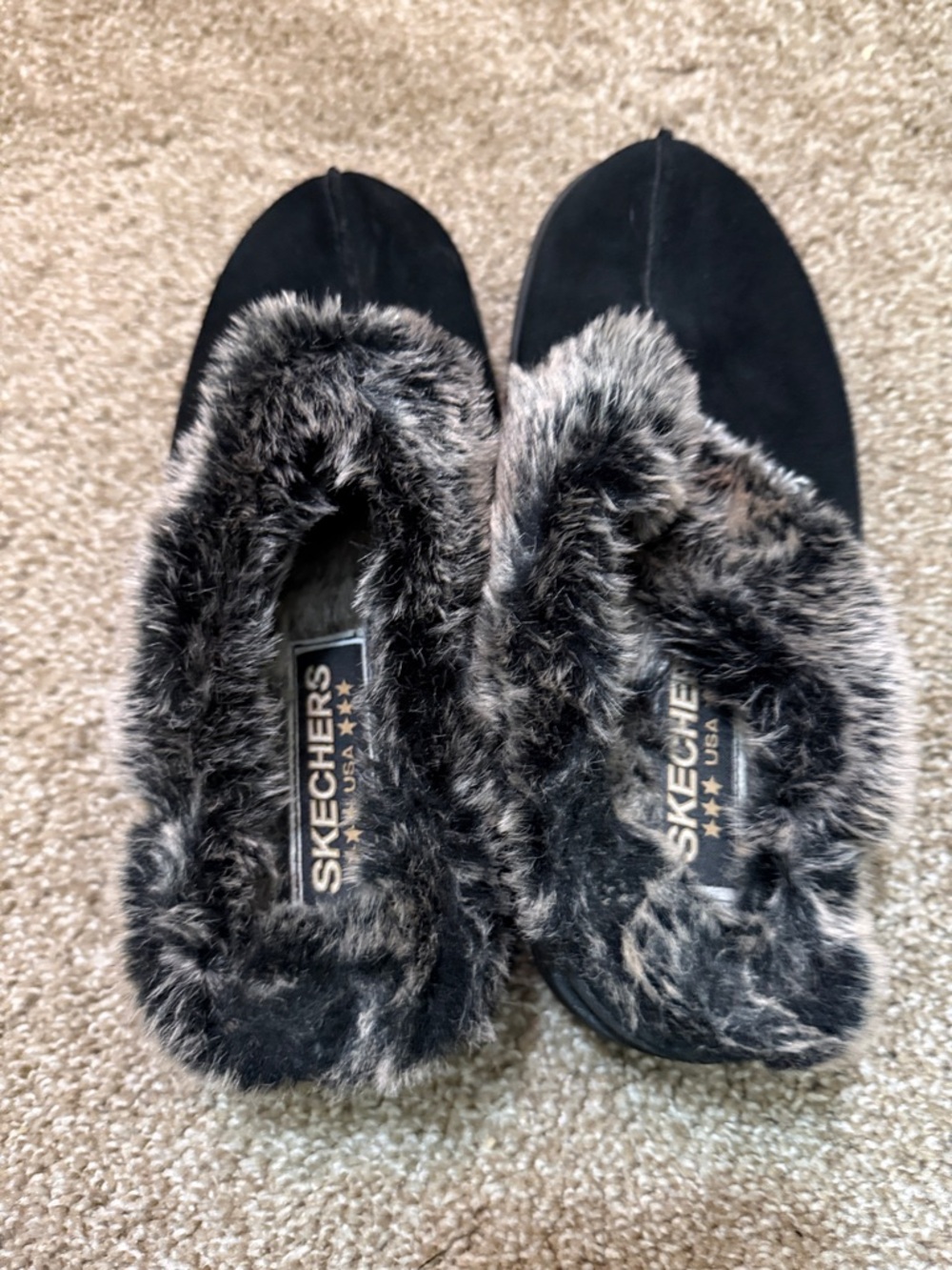 Skechers Women's Black Faux-Fur Lined Slip-Ons